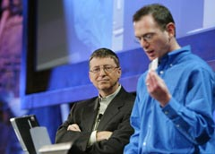 This is an image of Bill Gates and Gavin Jancke at the 2004 RSA Conference in San Francisco, CA 